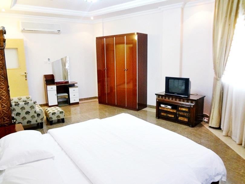 Al Salam Grand Hotel Al Buraimi Exterior photo